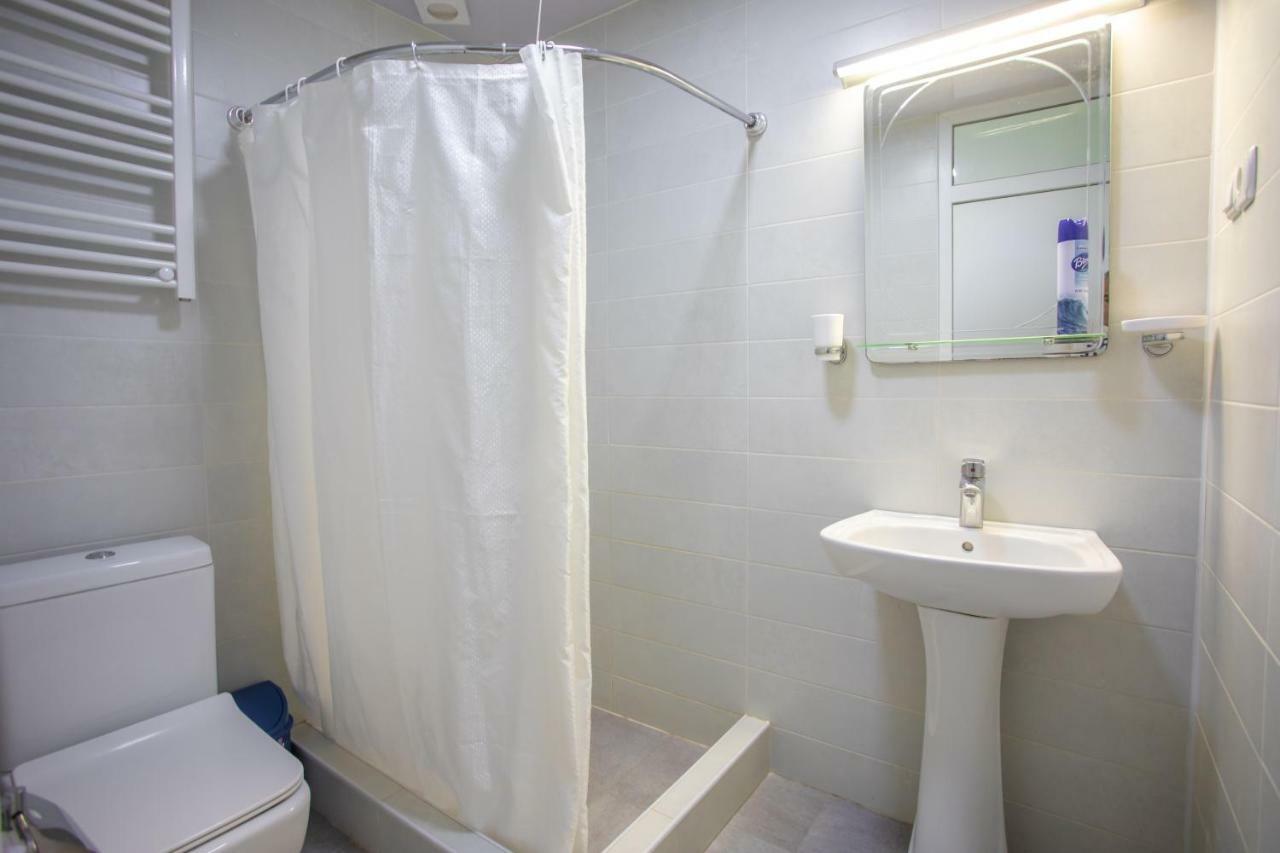 Hotel Veneto Kutaisi Bagian luar foto